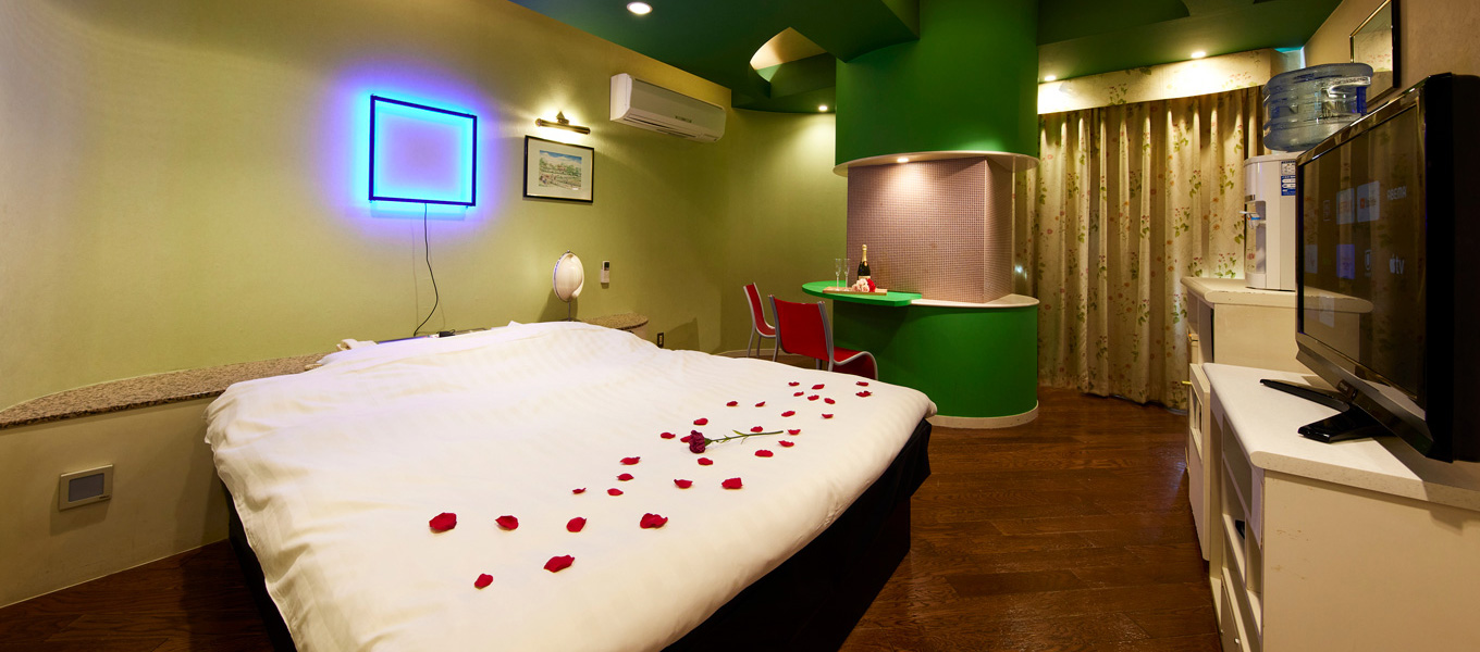 ROOM 客室